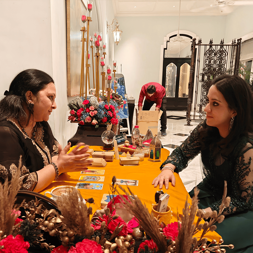 Best Tarot Card Reader in Kandivali