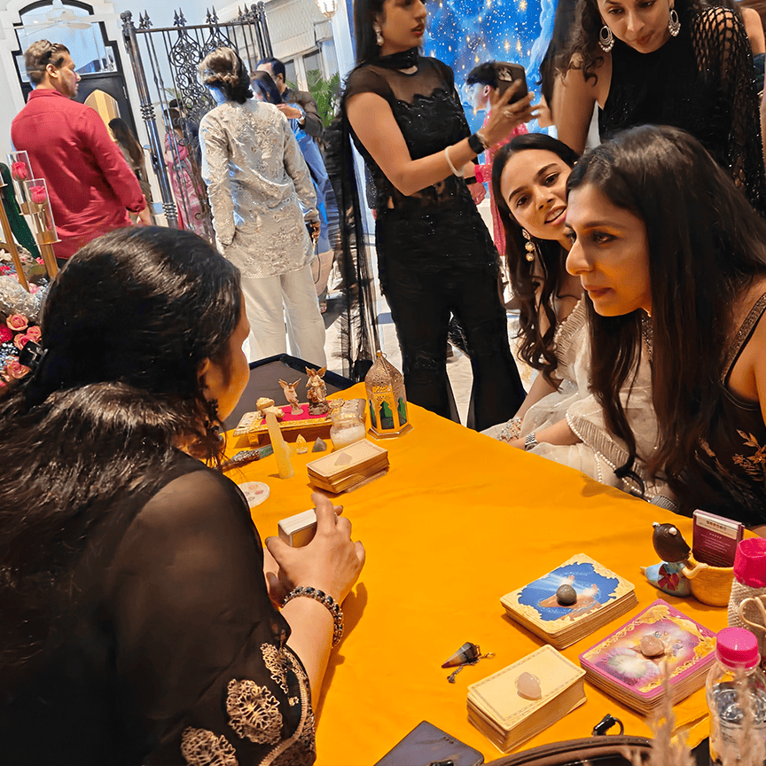 Best Tarot Card Reader in Kandivali
