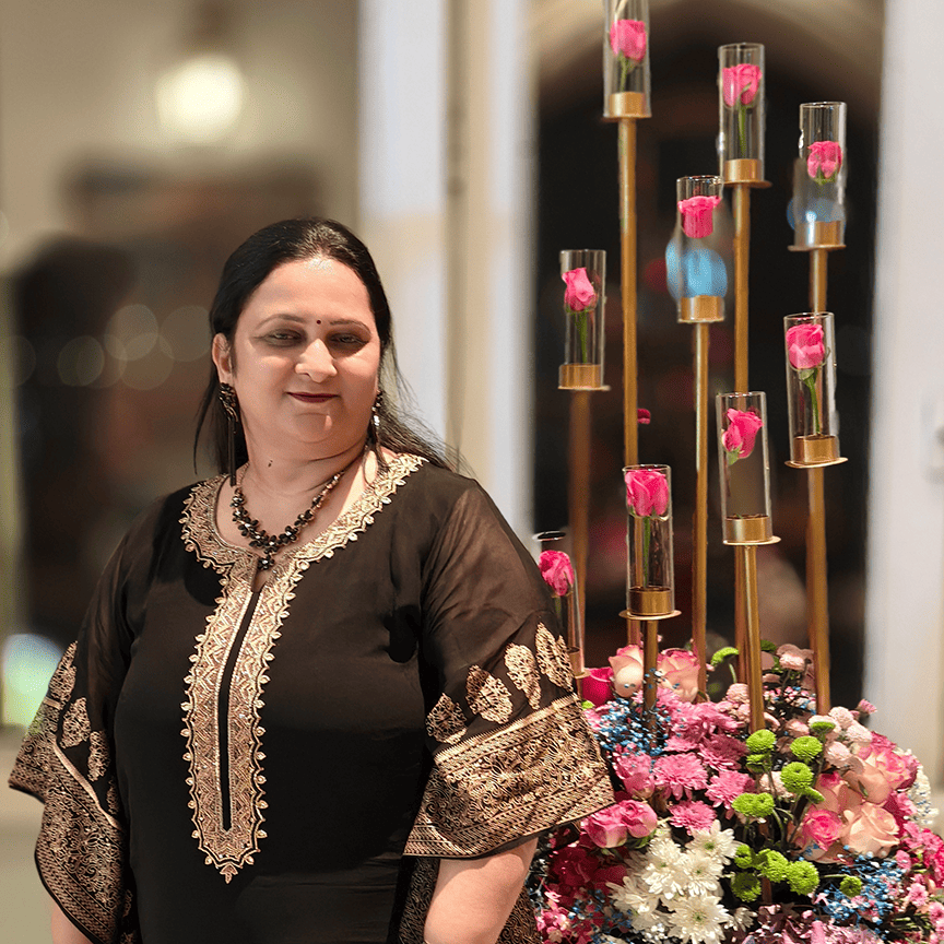 Tarot card reader in Mumbai