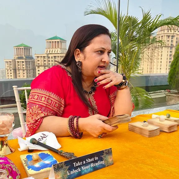 Tarot Card Reader in Dahisar